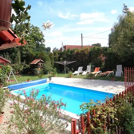 Irénke Apartman